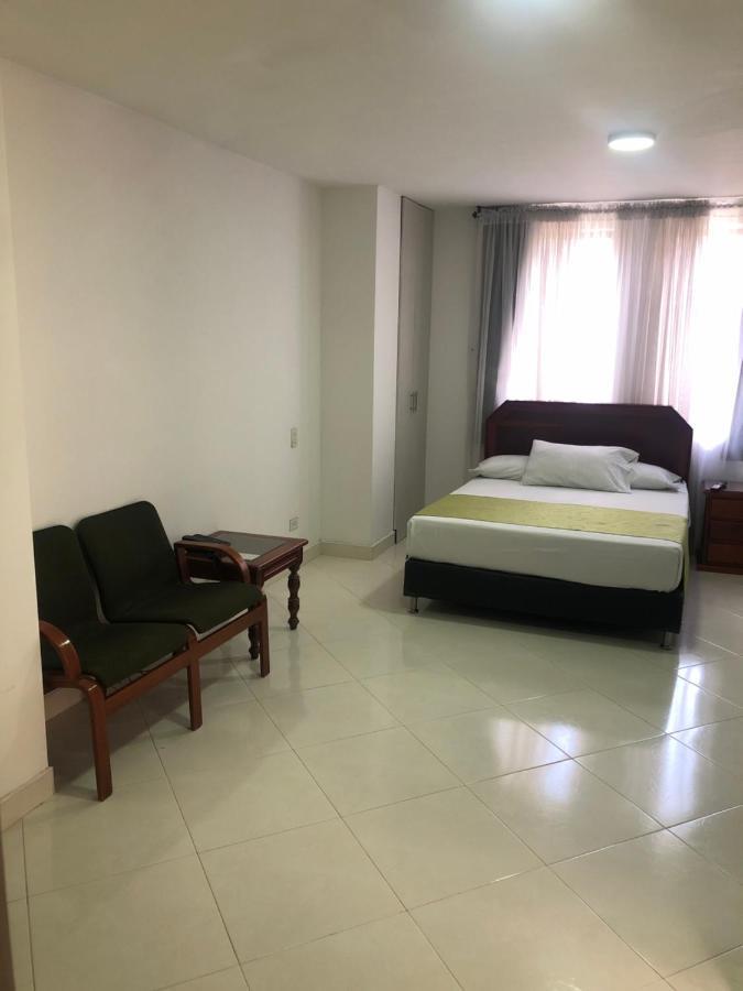 Hotel Florida Inn Medellín Exterior foto